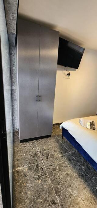 מבנים בים 75 Suites At Sea Haifa Bagian luar foto